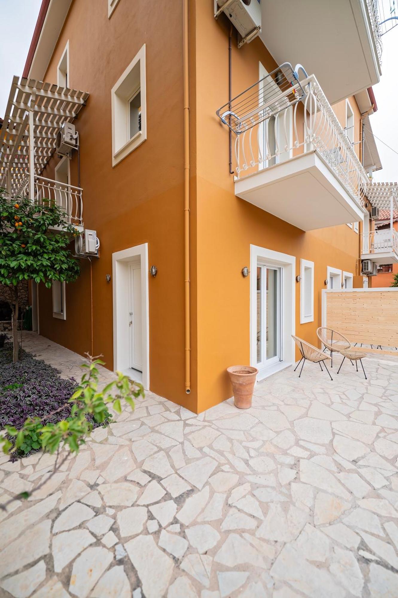 Astra Apartment